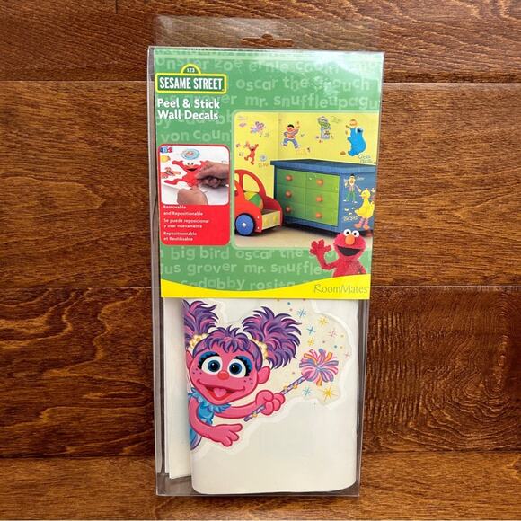 SESAME STREET Vintage Peel and Stick Wall Decals - Picture 1 of 5